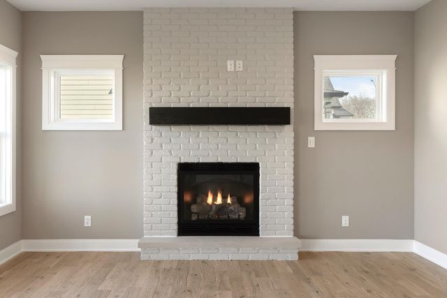 443 Megan Way, Munster, IN 46321