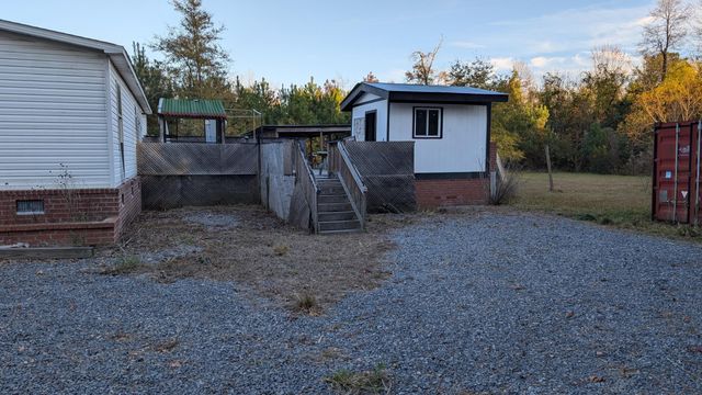 1563 Sc-311, Cross, SC 29436