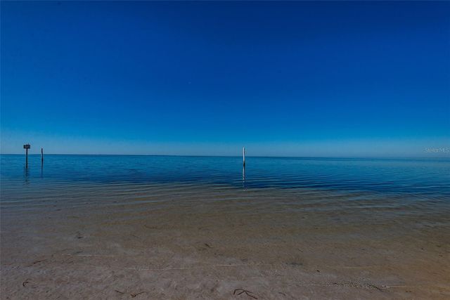 5520 WHITE MARLIN COURT, New Port Richey, FL 34652