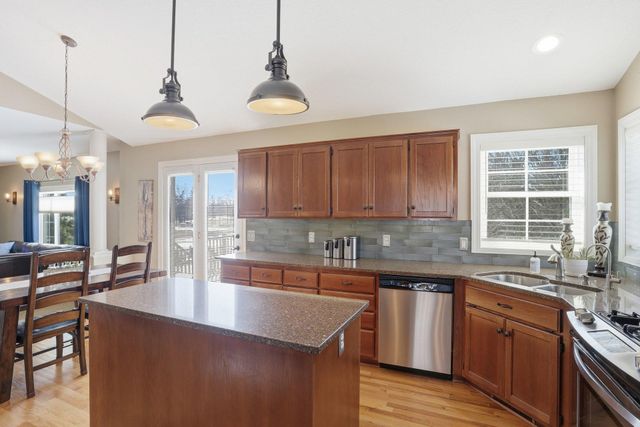 8564 Pine Court, Victoria, MN 55386