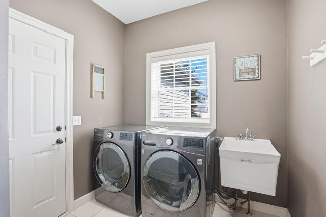 8564 Pine Court, Victoria, MN 55386