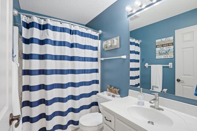 8564 Pine Court, Victoria, MN 55386