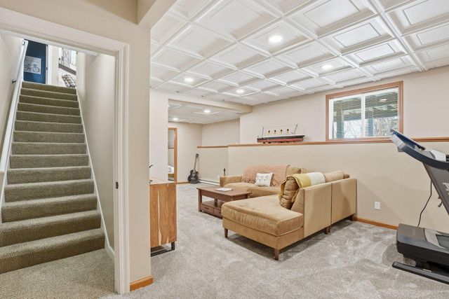 8564 Pine Court, Victoria, MN 55386