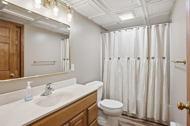 8564 Pine Court, Victoria, MN 55386