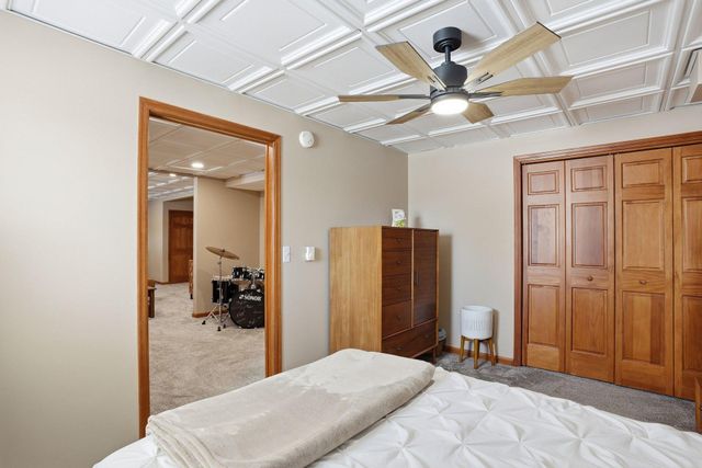 8564 Pine Court, Victoria, MN 55386