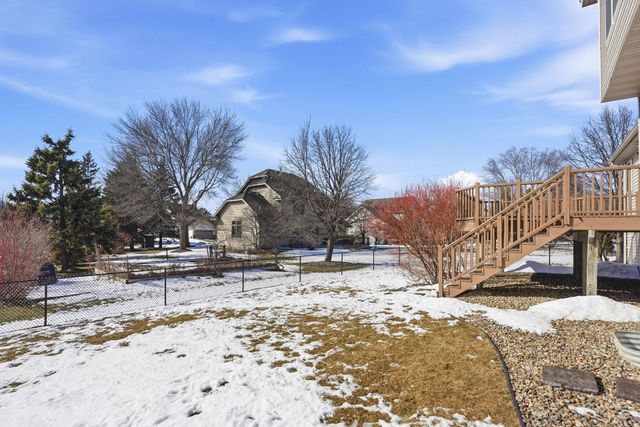 8564 Pine Court, Victoria, MN 55386