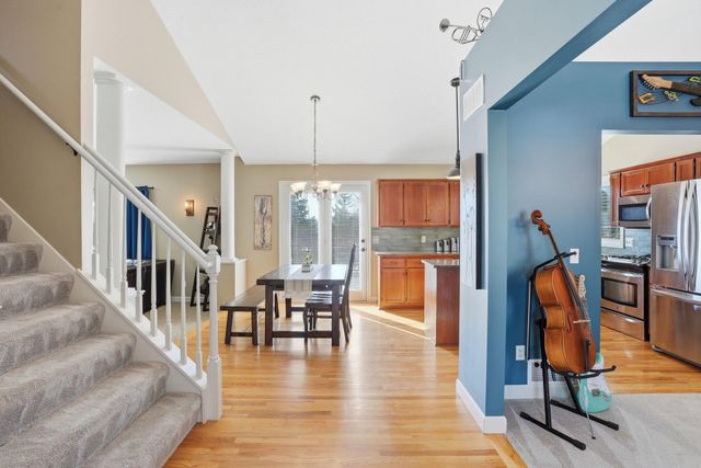 8564 Pine Court, Victoria, MN 55386