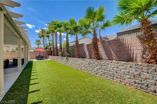 5822 Toofer Winds Court, Las Vegas, NV 89131