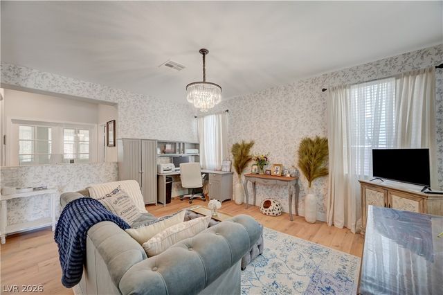 5822 Toofer Winds Court, Las Vegas, NV 89131