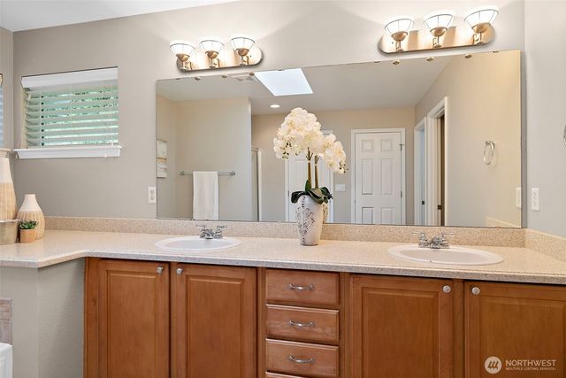 24931 234th Place SE, Maple Valley, WA 98038