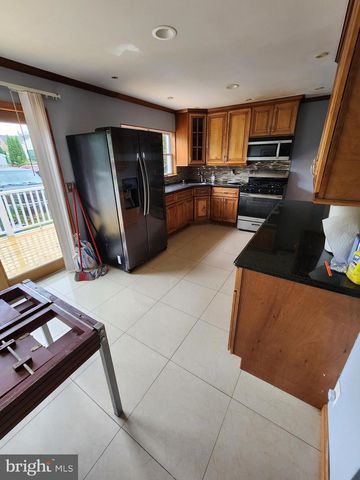 314 WILLIAM ST, Trenton, NJ 08610