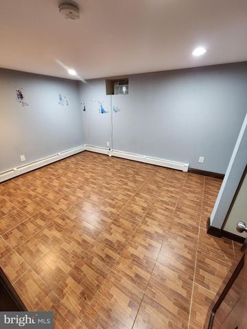 314 WILLIAM ST, Trenton, NJ 08610