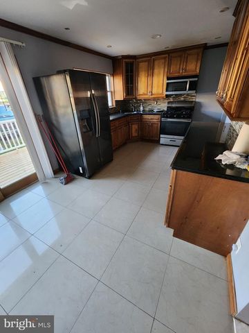 314 WILLIAM ST, Trenton, NJ 08610