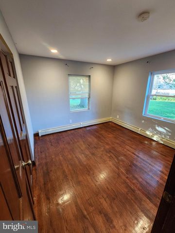 314 WILLIAM ST, Trenton, NJ 08610