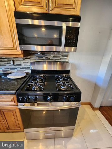 314 WILLIAM ST, Trenton, NJ 08610