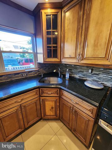 314 WILLIAM ST, Trenton, NJ 08610