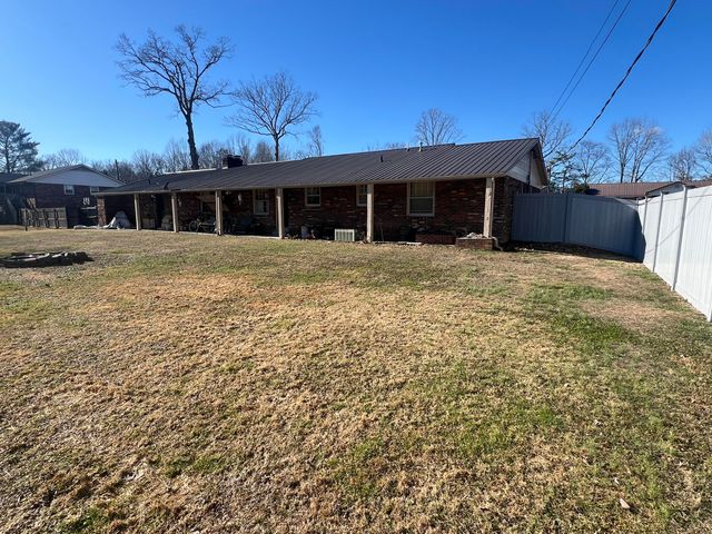 228 Circle Drive, Morehead, KY 40351