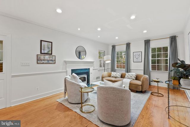 408 WOLFE ST, Alexandria, VA 22314