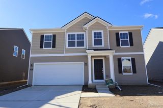 439 Hidden River, Holly, MI 48442