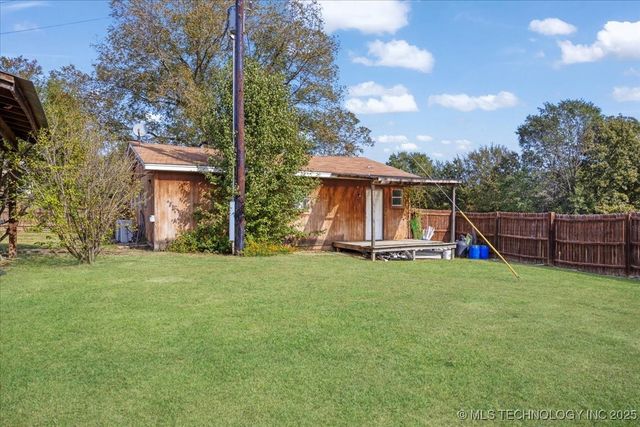 2251 Green Acres Drive, Bokchito, OK 74726