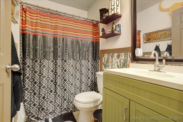 2251 Green Acres Drive, Bokchito, OK 74726