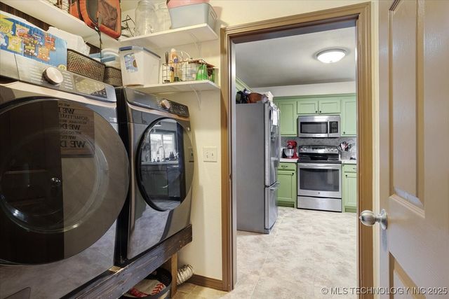 2251 Green Acres Drive, Bokchito, OK 74726