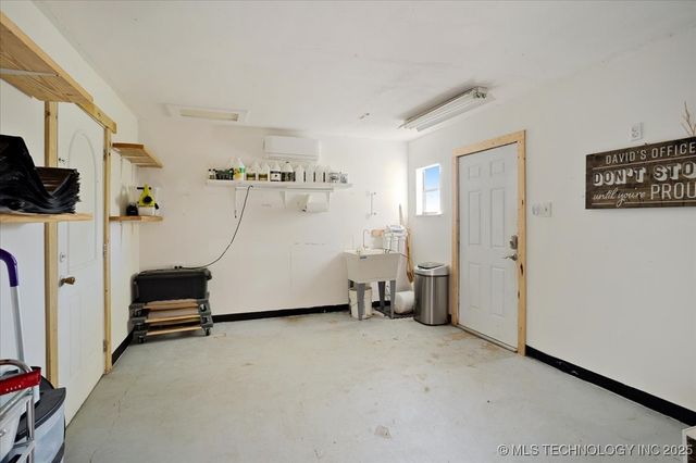 2251 Green Acres Drive, Bokchito, OK 74726