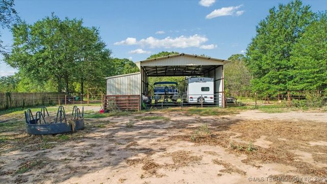 2251 Green Acres Drive, Bokchito, OK 74726