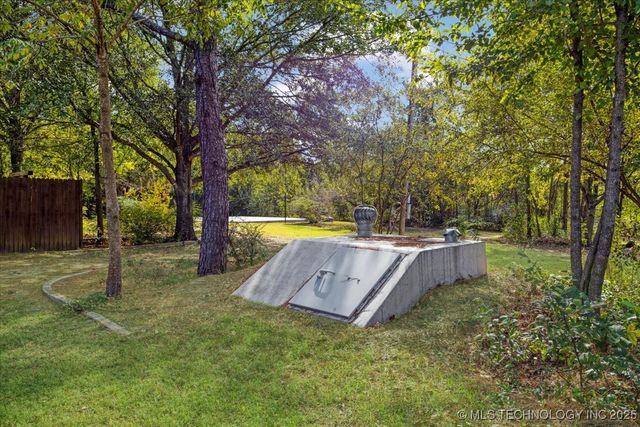 2251 Green Acres Drive, Bokchito, OK 74726