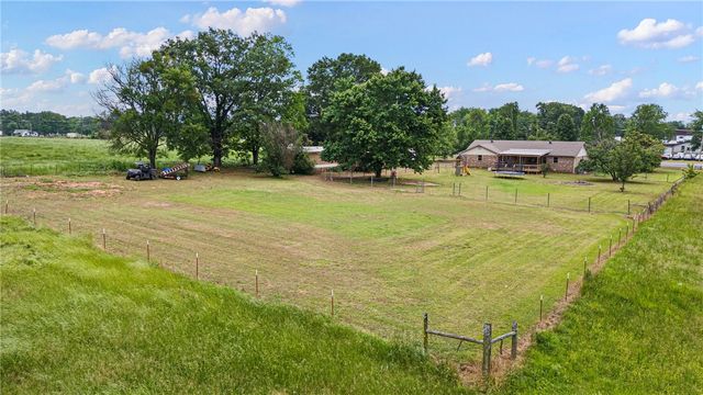 3050 SR 247, Russellville, AR 72802
