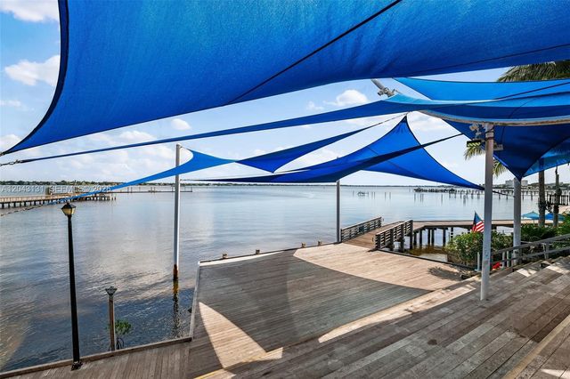 145 NE Edgewater Dr 4105, Hutchinson Island, FL 34996