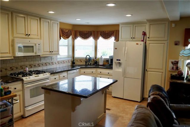 21100 State 72, San Jacinto, CA 92383