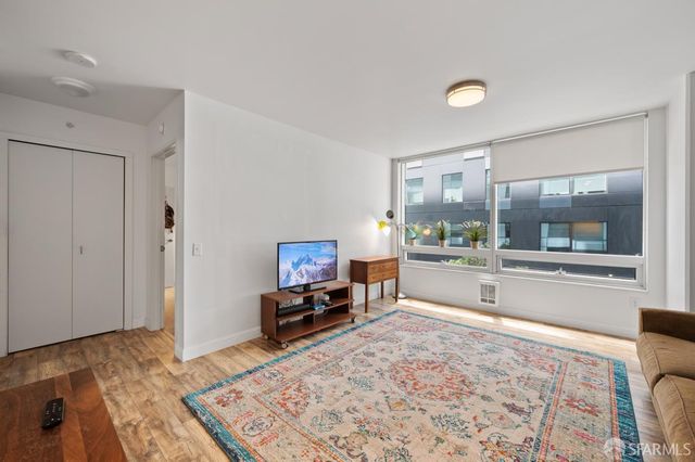 1400 Mission Street 212, San Francisco, CA 94103