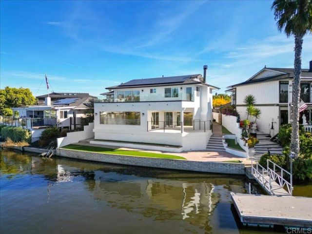 1498 La Linda Drive, San Marcos, CA 92078