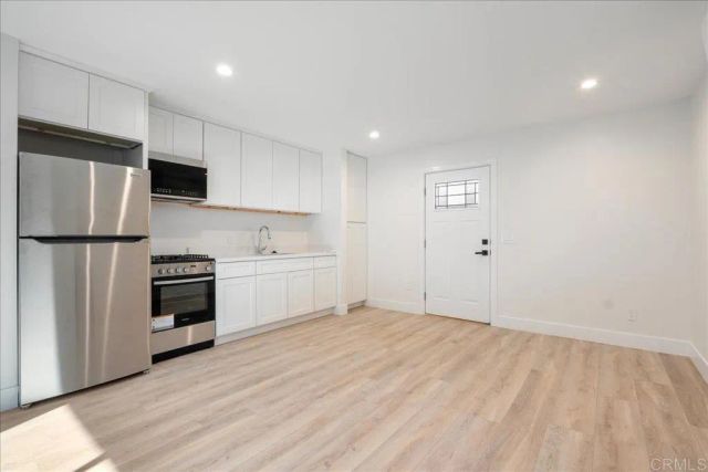 1498 La Linda Drive, San Marcos, CA 92078