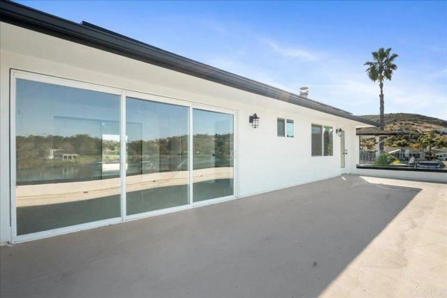1498 La Linda Drive, San Marcos, CA 92078
