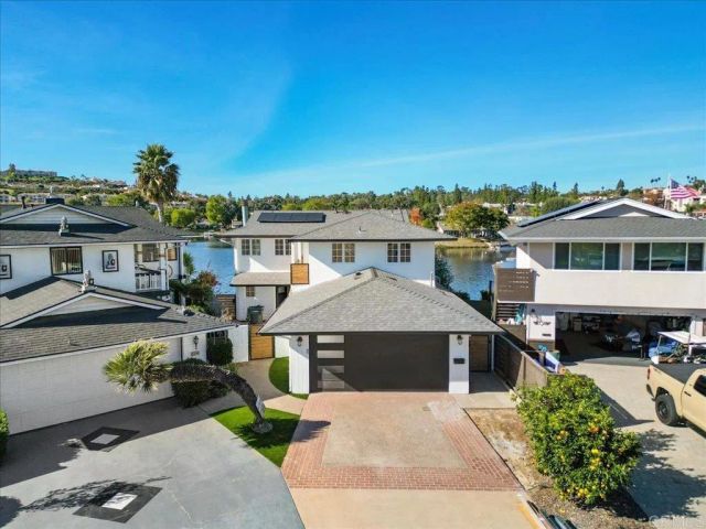 1498 La Linda Drive, San Marcos, CA 92078