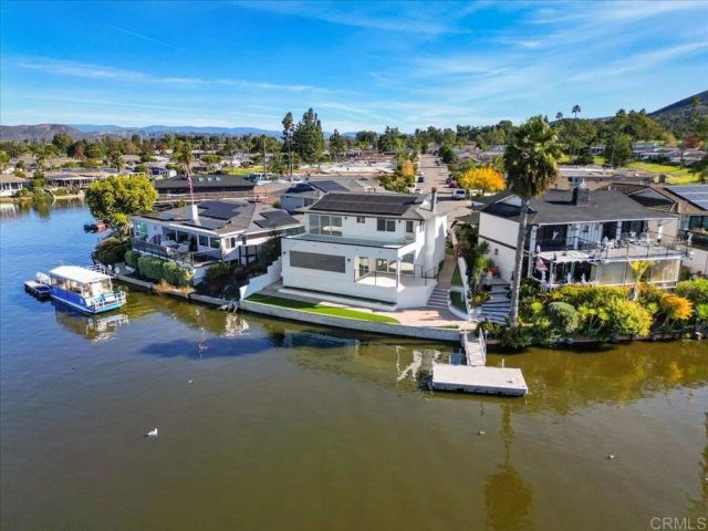 1498 La Linda Drive, San Marcos, CA 92078