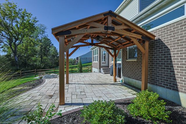 5007 Bogey Court, Lebanon, OH 45036