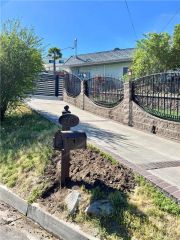 9645 Dale Avenue, Sunland, CA 91040