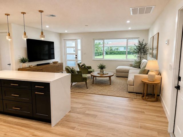 212 DRIFTWOOD PLACE, Palm Harbor, FL 34683