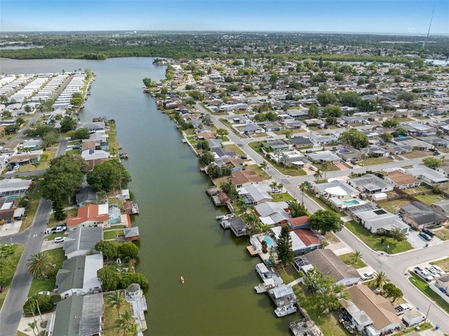 2330 SOCIETY DRIVE, Holiday, FL 34691