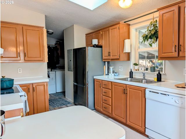 5400 MEEKER Dr 76, Kalama, WA 98625