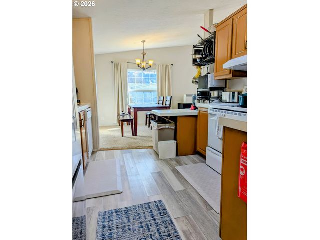 5400 MEEKER Dr 76, Kalama, WA 98625