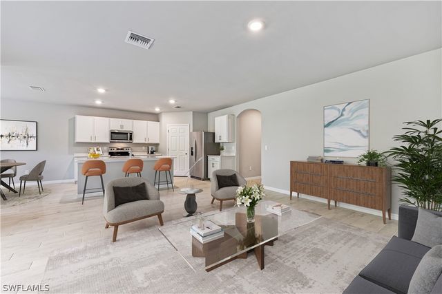 3915 16th ST W, Lehigh Acres, FL 33971