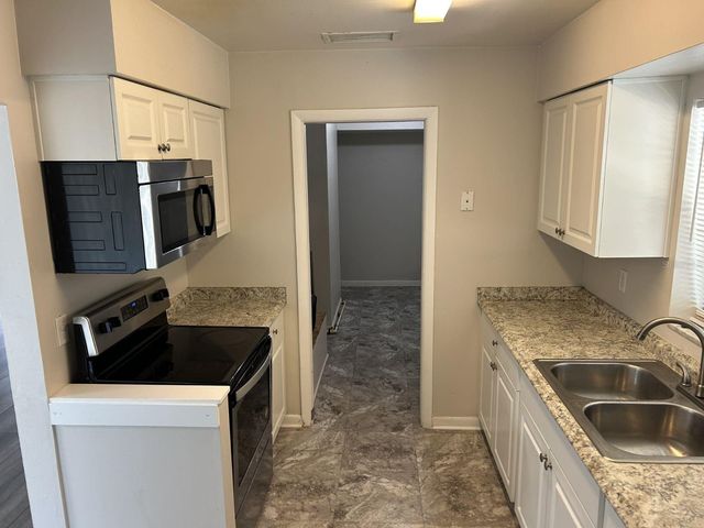 1241 PILGRIM RD, Spring Hill, FL 34606