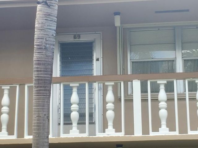 69 Andover C, West Palm Beach, FL 33417