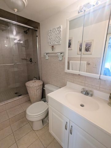 69 Andover C, West Palm Beach, FL 33417