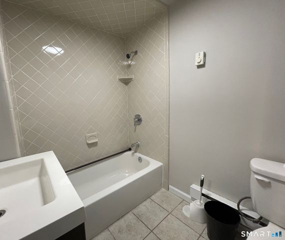 49 Homeside Avenue, West Haven, CT 06516
