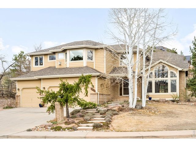4677 Palmer Ct, Longmont, CO 80503